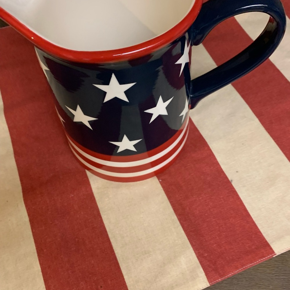 4th of July pitcher vase - Picture 2 of 6
